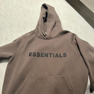 Essential hoodie